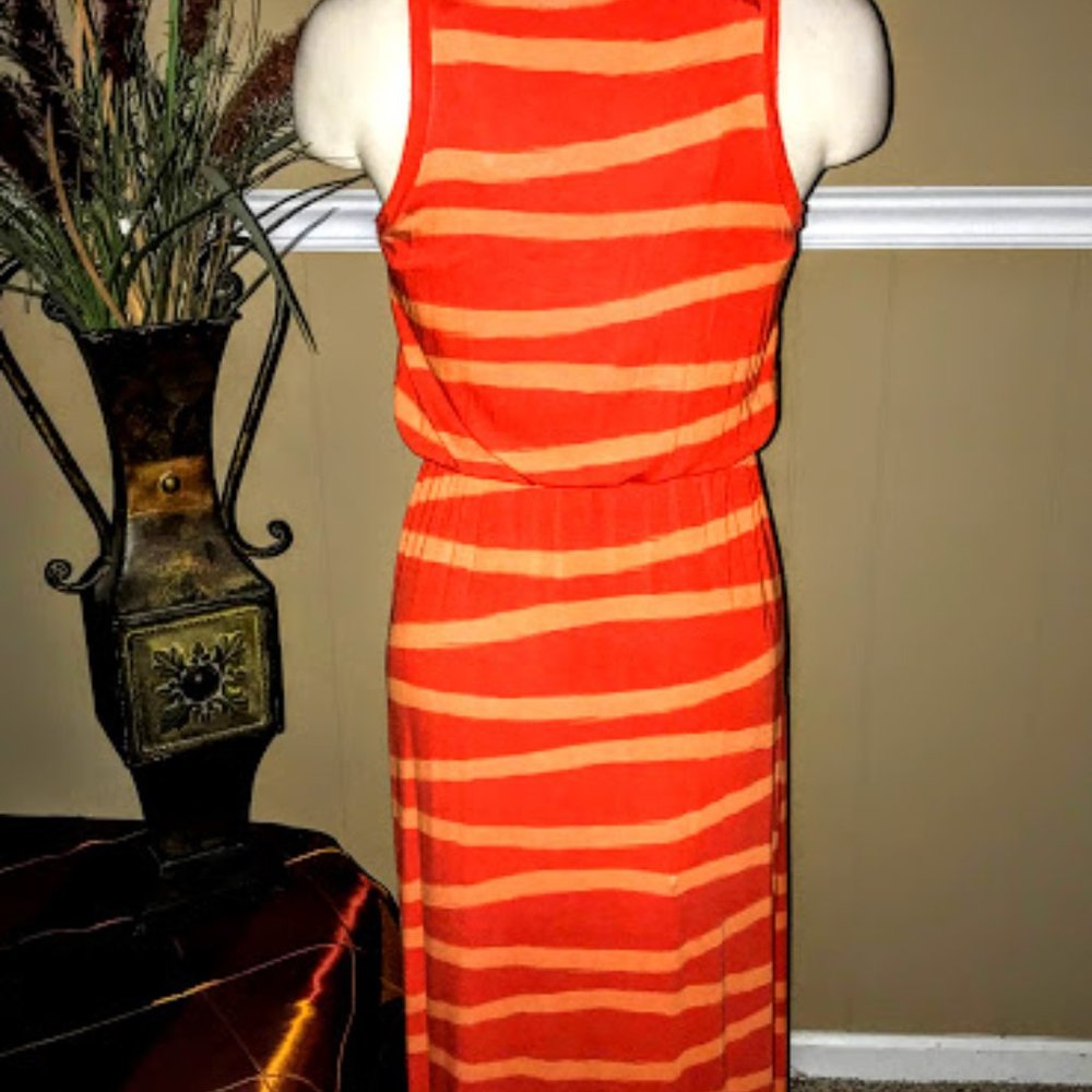 ❌SOLD❌GAP Maxi Dress - Picture 2 of 4